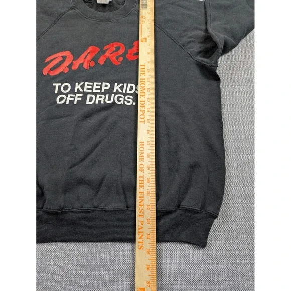 Vintage 90s Dare Sweatshirt Size Large Black Keep Kids Off Drugs Lee Made In USA - Picture 6 of 6